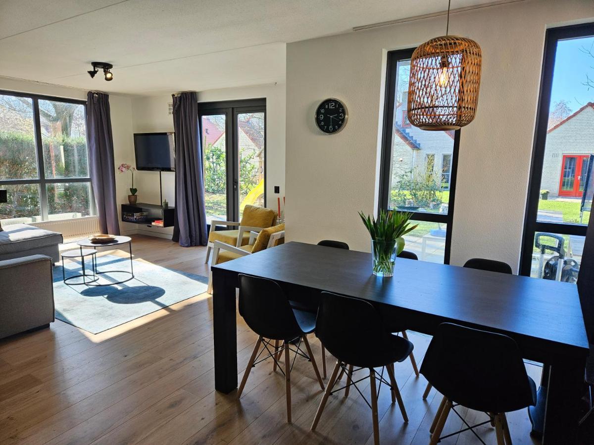 7 Person House With Garden, Firepit, Swimming Lake, Hammock, Child Friendly, In- And Outside Playground, Slide, And Great Coffee Ewijk Exterior foto