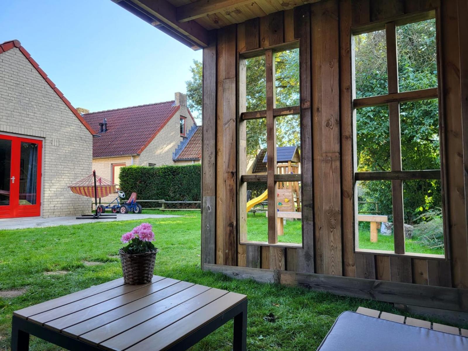 7 Person House With Garden, Firepit, Swimming Lake, Hammock, Child Friendly, In- And Outside Playground, Slide, And Great Coffee Ewijk Exterior foto